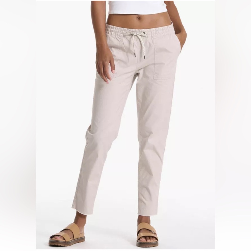 Vuori ripstop pants.